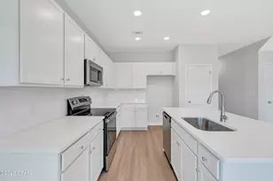 7681 Grotto Ln, Panama City Beach, FL 32408 - Photo 5