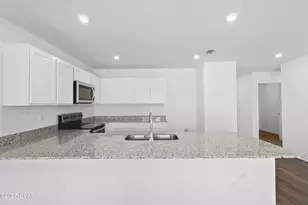 1561 Aldoro Cir, Chipley, FL 32428 - Photo 3