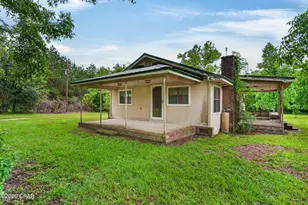 1229 Clearview Ln, Graceville, FL 32440 - Photo 3