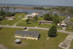 1427 W Park Ln, Panama City, FL 32404 - Photo 3