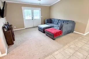 6731 Butler Rd, Grand Ridge, FL 32442 - Photo 9