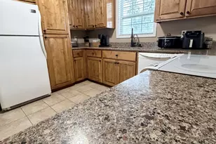 6731 Butler Rd, Grand Ridge, FL 32442 - Photo 7