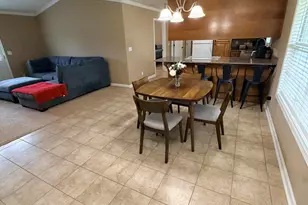 6731 Butler Rd, Grand Ridge, FL 32442 - Photo 11
