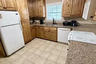6731 Butler Rd, Grand Ridge, FL 32442 - Photo 5