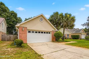 855 Mande Ct, Shalimar, FL 32579 - Photo 1