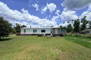 12402 4th St, Fountain, FL 32438 - Photo 1