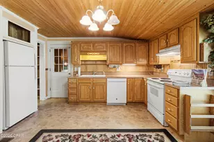 768 3rd St, Chipley, FL 32428 - Photo 39