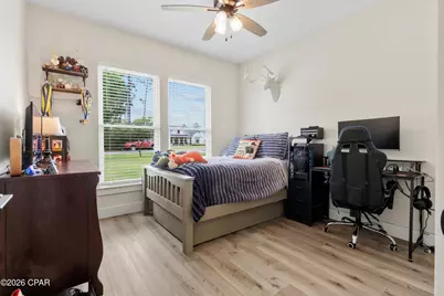 214 White Oaks Boulevard, Southport, FL 32409 - Photo 17