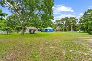 136 E Rogers St, Port Saint Joe, FL 32456 - Photo 41