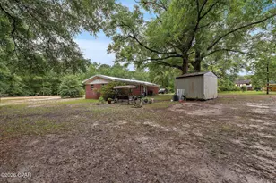 1561 Blue Creek Rd, Ponce de Leon, FL 32455 - Photo 25