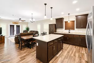 6922 Bayou George Dr, Panama City, FL 32404 - Photo 9
