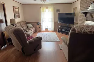 7881 Sale St, Sneads, FL 32460 - Photo 17