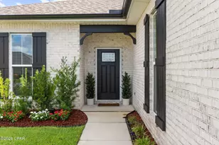 4423 Conifer Ln, Panama City, FL 32404 - Photo 3
