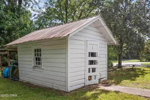 111 E Wisconsin Ave, Bonifay, FL 32425 - Photo 21