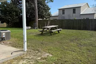 6221 E Hibiscus Ave, Panama City, FL 32408 - Photo 5