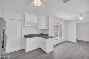 1321 S Berthe Ave, Panama City, FL 32404 - Photo 9