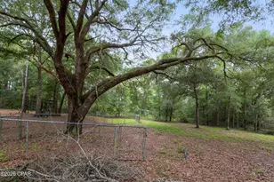 63 Cherokee Cir, Defuniak Springs, FL 32433 - Photo 25