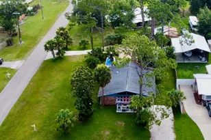 2001 Palm Blvd, Port Saint Joe, FL 32456 - Photo 33