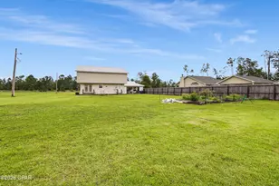 20107 NE Burns Ave, Blountstown, FL 32424 - Photo 5