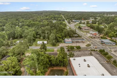 1240 South Boulevard, Chipley, FL 32428 - Photo 11