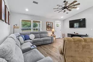 2148 Jensen Pl, Chipley, FL 32428 - Photo 11