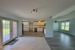 836 Miles Dr, Panama City, FL 32404 - Photo 9