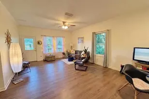 1309 Church Ave, Chipley, FL 32428 - Photo 7