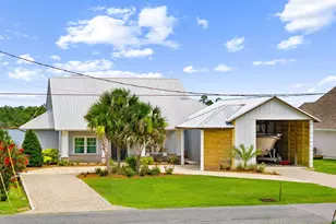 1023 N Bay Dr, Lynn Haven, FL 32444 - Photo 1