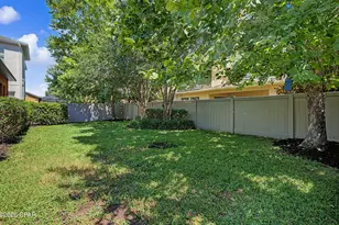 14317 Avon Farms Dr, Tampa, FL 33618 - Photo 61
