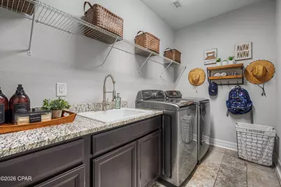 14317 Avon Farms Drive, Tampa, FL 33618 - Photo 27