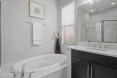 14317 Avon Farms Drive, Tampa, FL 33618 - Photo 25