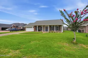1226 Huntington Ridge Rd, Lynn Haven, FL 32444 - Photo 5