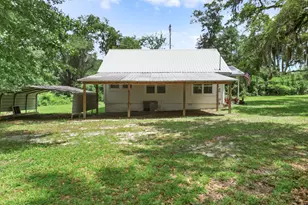 2197 Indiana Ave, Grand Ridge, FL 32442 - Photo 9