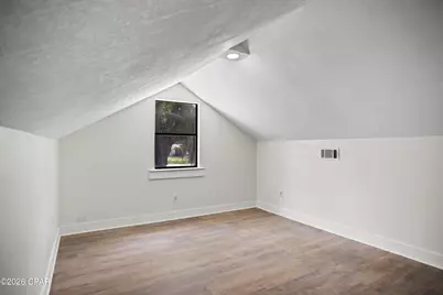 2197 Indiana Avenue, Grand Ridge, FL 32442 - Photo 37