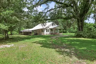 2197 Indiana Ave, Grand Ridge, FL 32442 - Photo 3