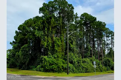 233 Fairway Boulevard, Panama City Beach, FL 32407 - Photo 3