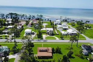 1411 Monument Ave, Port Saint Joe, FL 32456 - Photo 3