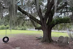 19716 Deep Springs Rd, Fountain, FL 32438 - Photo 9