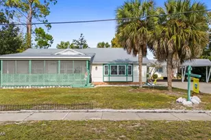605 10th St, Port Saint Joe, FL 32456 - Photo 77