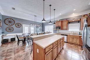 221 White Oaks Blvd, Southport, FL 32409 - Photo 17
