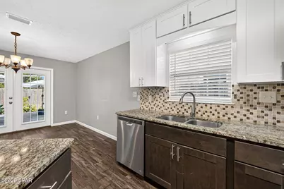 3025 Sarasota Avenue, Panama City, FL 32405 - Photo 23
