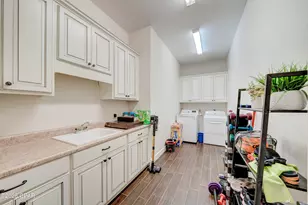 7927 Highpoint Rd, Panama City, FL 32404 - Photo 23