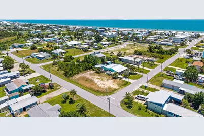 210 4th Street, Mexico Beach, FL 32456 - Photo 3
