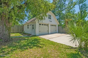 204 New York Ave, Lynn Haven, FL 32444 - Photo 41
