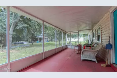 12525 Perkins Road, Southport, FL 32409 - Photo 39