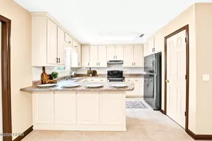2831 Maulden Rd, Southport, FL 32409 - Photo 7