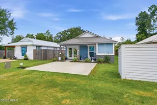 13709 Windsor Ave, Youngstown, FL 32466 - Photo 3