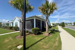 8688 Coral Reef Wy, Panama City Beach, FL 32413 - Photo 3