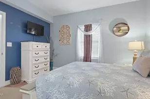 9860 S Thomas Dr, Panama City Beach, FL 32408 - Photo 11