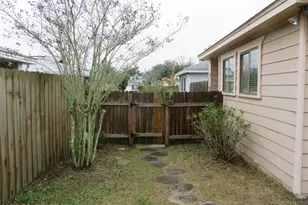820 Premier Dr, Panama City, FL 32401 - Photo 25